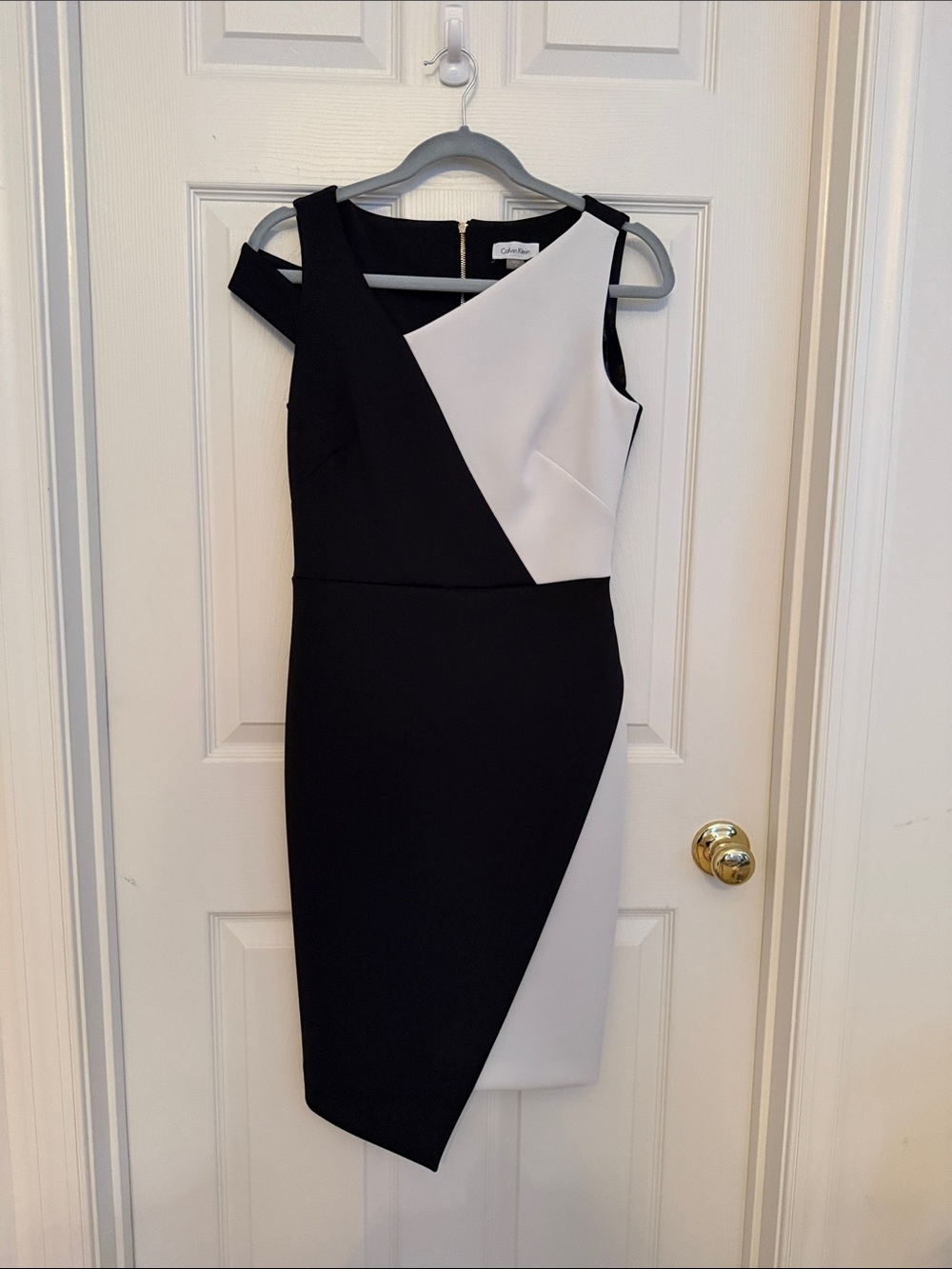 Calvin Klein Black and White One-Shoulder Asymmetric Sheath Dress
